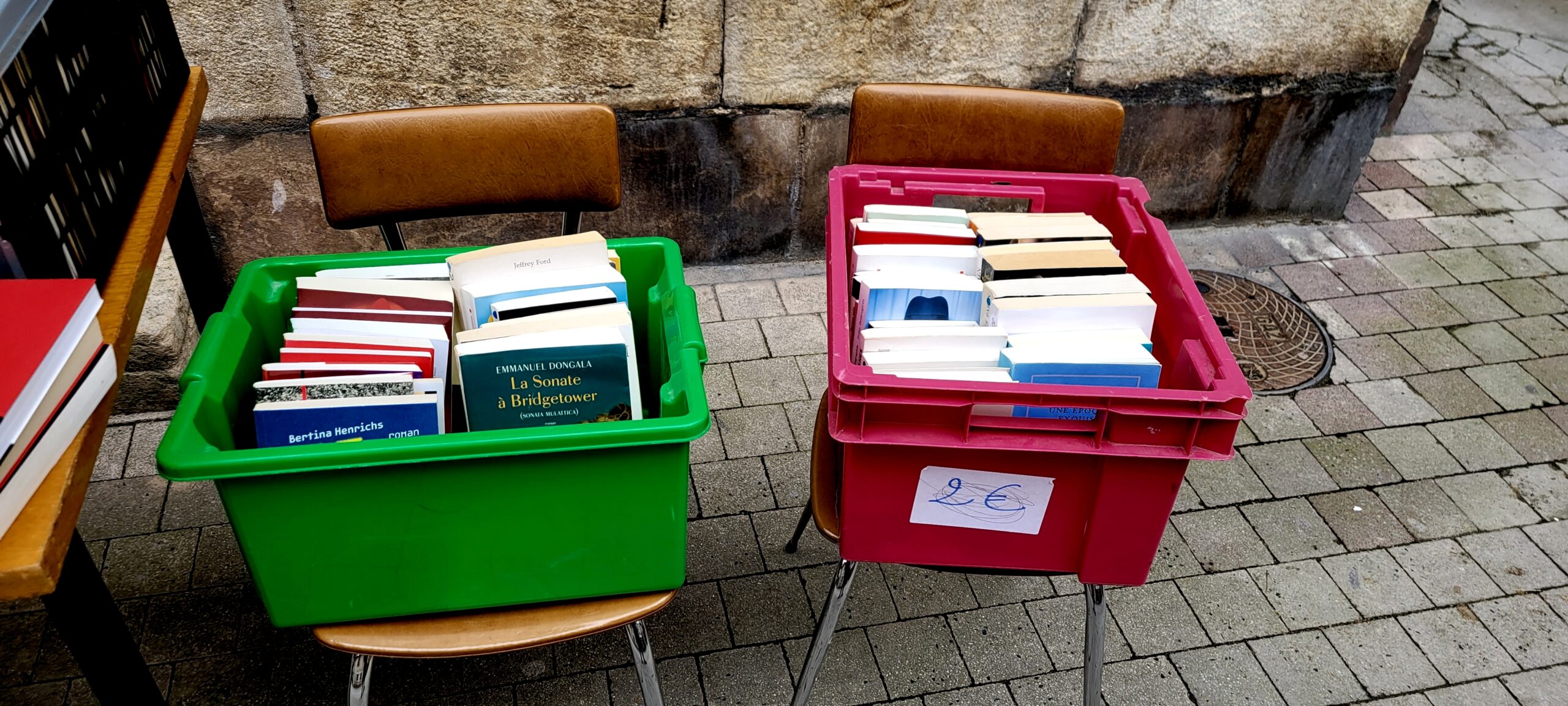 Caisses de livres. ©Culture et Bibliothèques Pour Tous, Tous droits réservés.