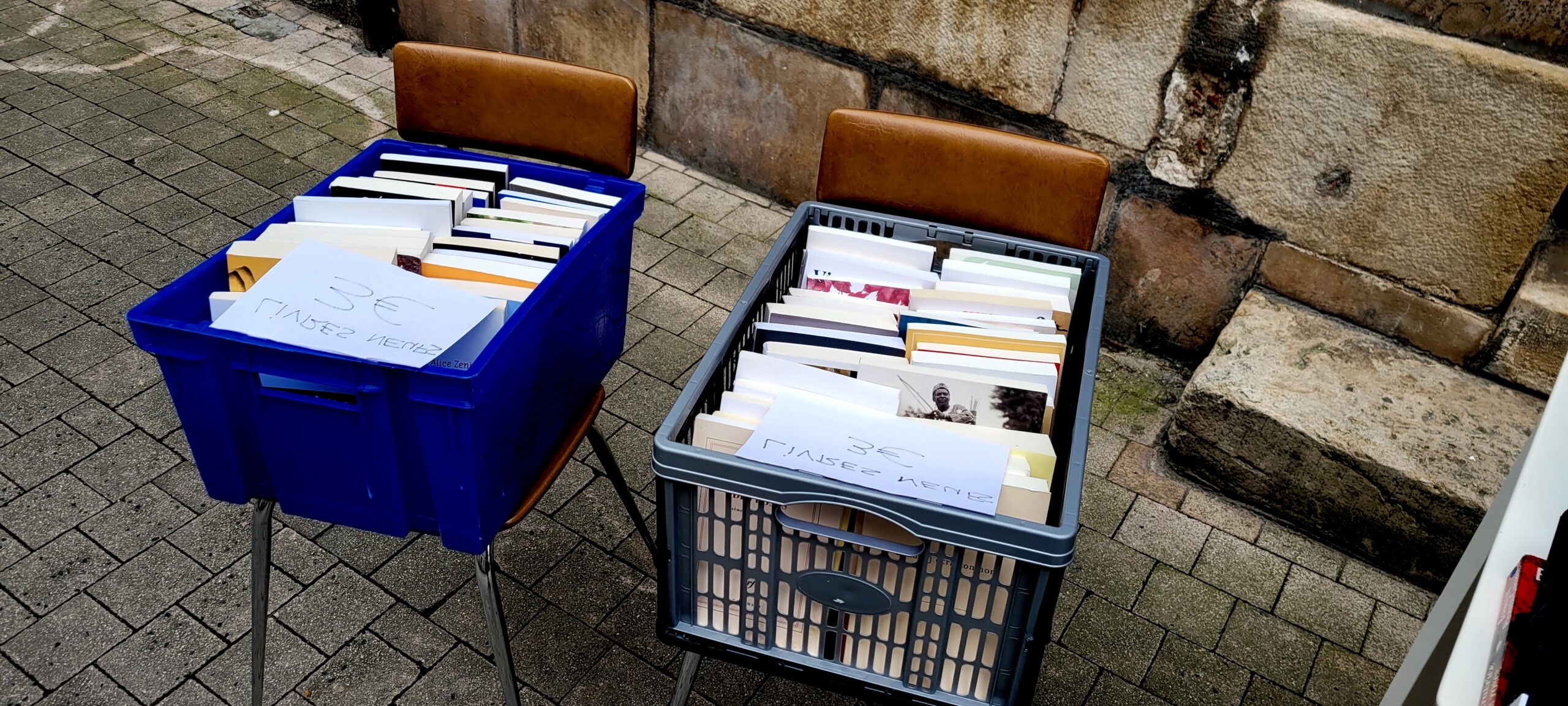 Caisses de livres. ©Culture et Bibliothèques Pour Tous, Tous droits réservés.